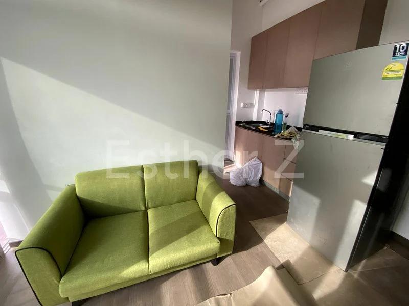 1 Bed Walk-up Apartment (Condo) for Rent in  Canberlin Lodge - Image 3